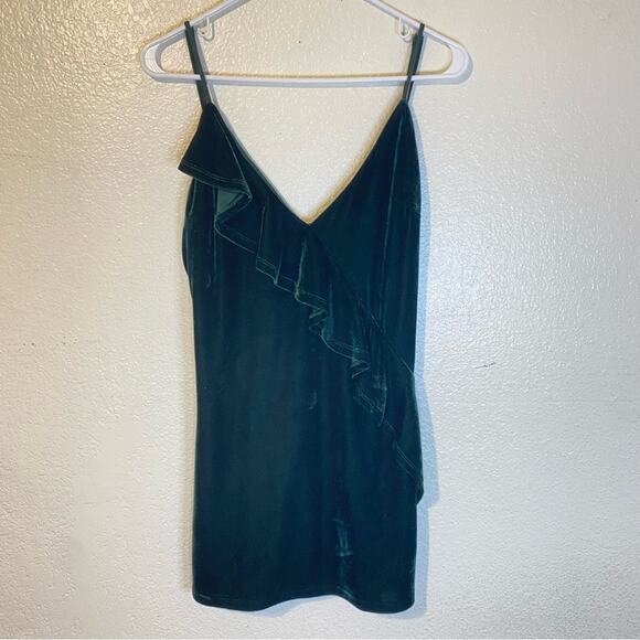 Lovers + Friends Ella Green Velvet Ruffle Mini Dress Size Medium - Picture 7 of 13